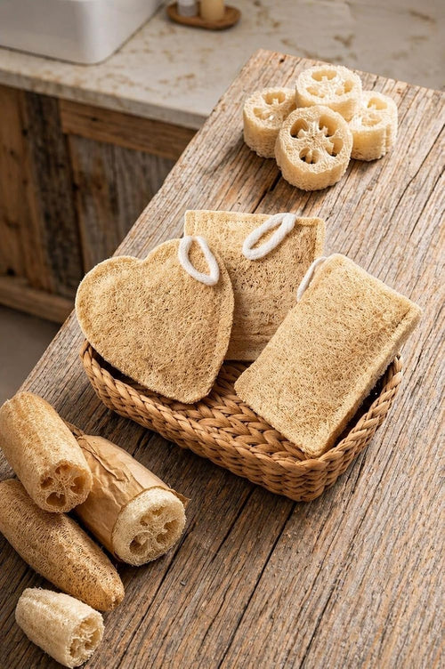 100% Natural Sun-Dried Loofah, Organic Exfoliating Bath Sponge & Body Scrubber for Men & Women, Deep Cleansing Luffa for Shower, Skincare & Body Care, Eco-Friendly & Biodegradable (Pack of 3)